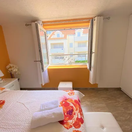 Apartment Beach